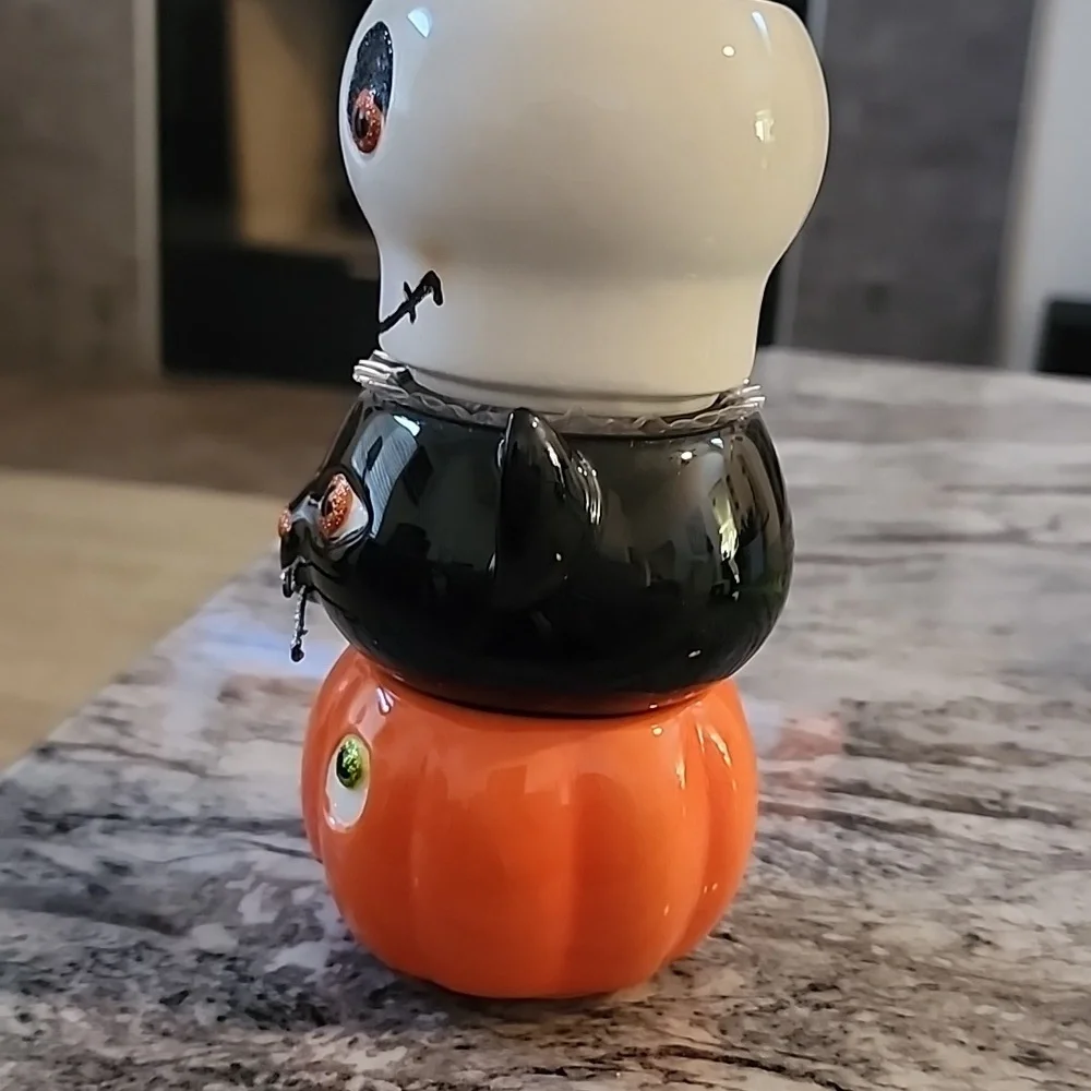 Hallmark Spooky Tea Light Candle Holder Set of 3 Ceramic Halloween NEW!